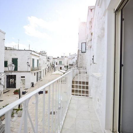 Casetta Arco Con Balcone Cisternino Luaran gambar